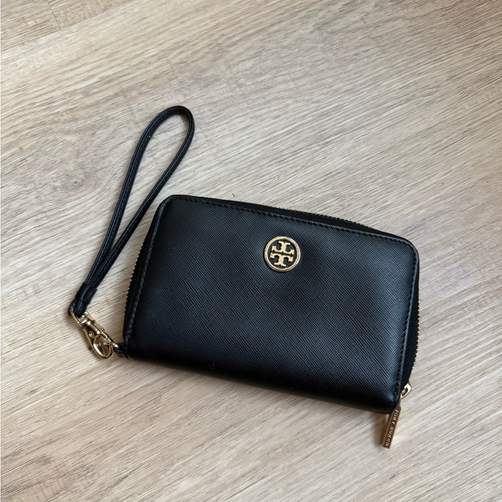 Tory Burch Black and Gold Wristlet